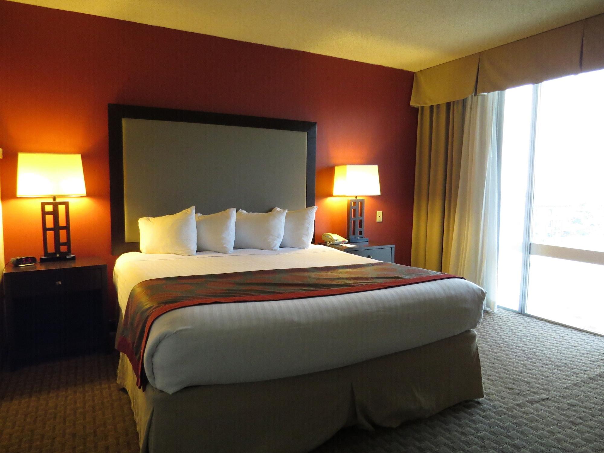 Holiday Inn Express & Suites Phoenix - Midtown, An Ihg Hotel Exterior foto